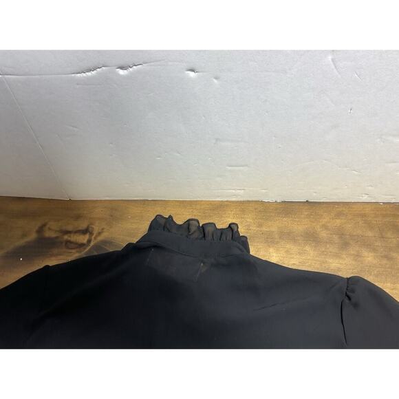 Double D Ranch Ruffled Tuxedo Button-Up Long Sleeve Blouse Medium NWT - Picture 15 of 15